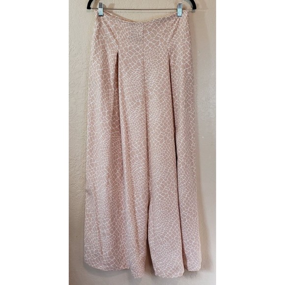 Forever 21 Pants - Forever 21 Giraffe Print Pleated Wide Leg Pant, Size Large NWT